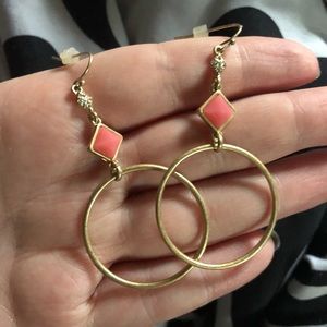 Coral hoop cookie lee earrings